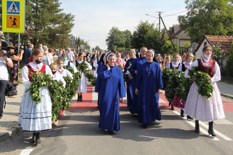 Kąclowa. Śluby wieczyste