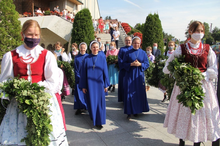 Kąclowa. Śluby wieczyste