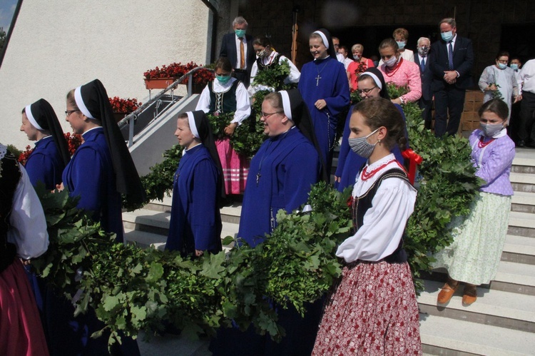 Kąclowa. Śluby wieczyste