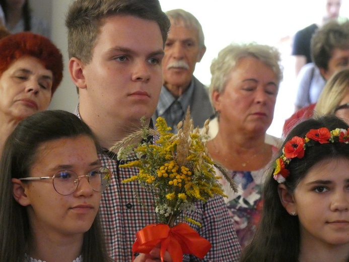 Poświęcenie pomnika św. Jana Pawła II w Szlichtyngowej