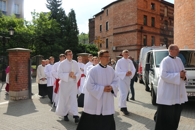 Kobiety u Matki Bożej Piekarskiej (2)