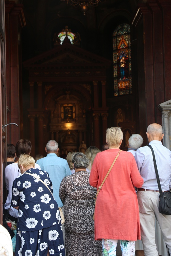 Kobiety u Matki Bożej Piekarskiej (2)