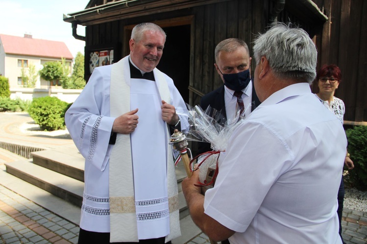 Krzyżanowice. Błogosławieństwo odnowionej dzwonnicy