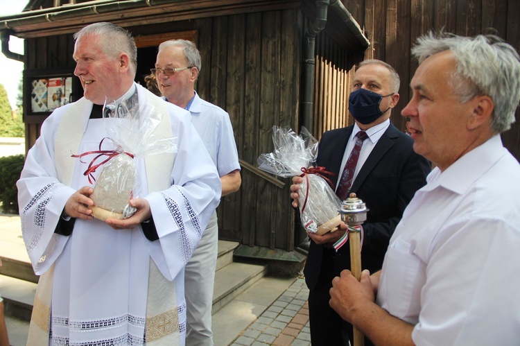 Krzyżanowice. Błogosławieństwo odnowionej dzwonnicy