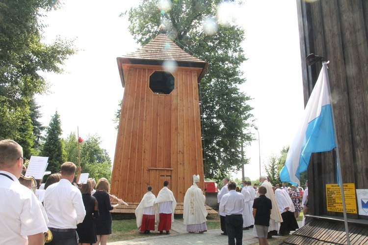 Krzyżanowice. Błogosławieństwo odnowionej dzwonnicy