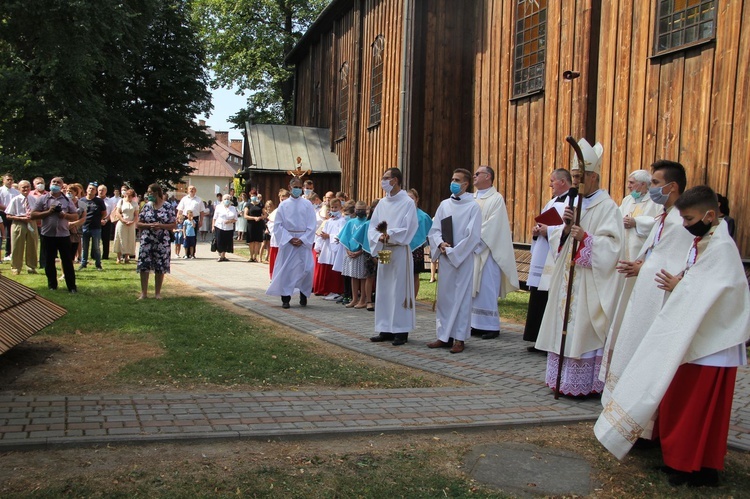 Krzyżanowice. Błogosławieństwo odnowionej dzwonnicy