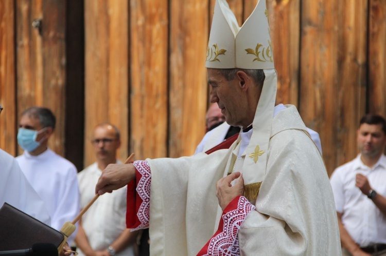 Krzyżanowice. Błogosławieństwo odnowionej dzwonnicy