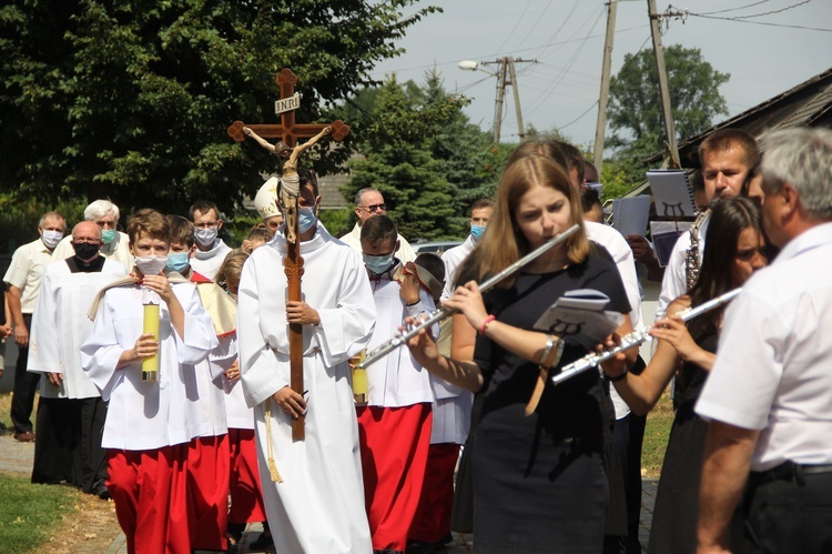 Krzyżanowice. Błogosławieństwo odnowionej dzwonnicy