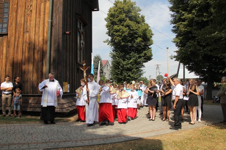 Krzyżanowice. Błogosławieństwo odnowionej dzwonnicy