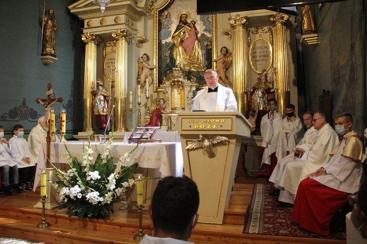 Krzyżanowice. Błogosławieństwo odnowionej dzwonnicy