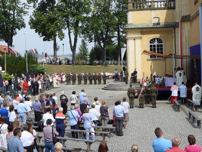 40-lecie koronacji wambierzyckiej figurki Matki Bożej