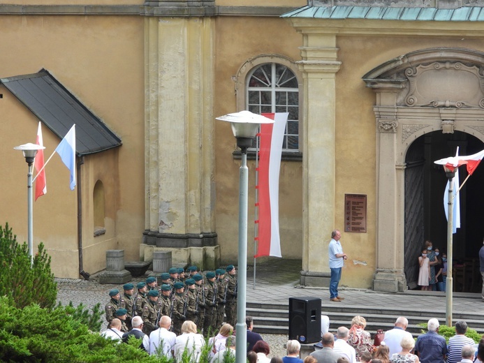 40-lecie koronacji wambierzyckiej figurki Matki Bożej