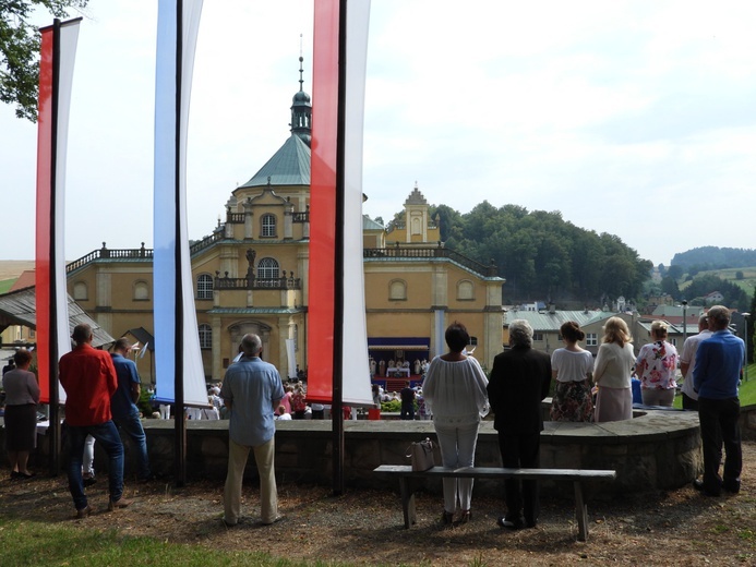 40-lecie koronacji wambierzyckiej figurki Matki Bożej