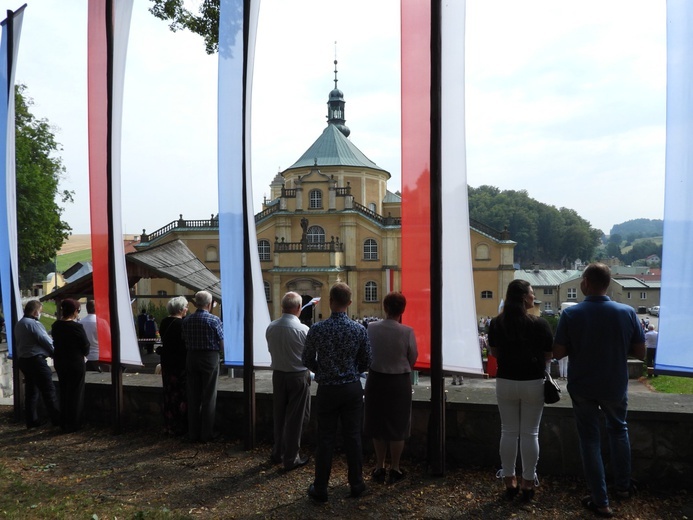 40-lecie koronacji wambierzyckiej figurki Matki Bożej