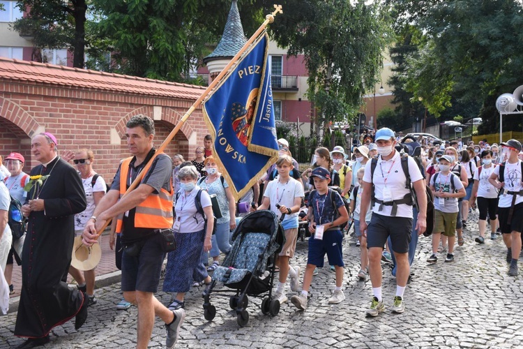 W pierwszym dniu na szlak wyszły grupy 1 z 4 oraz 2 i 3.