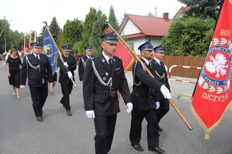 Lubzina. Uroczystości pogrzebowe śp. ks. Jaromira Buczaka