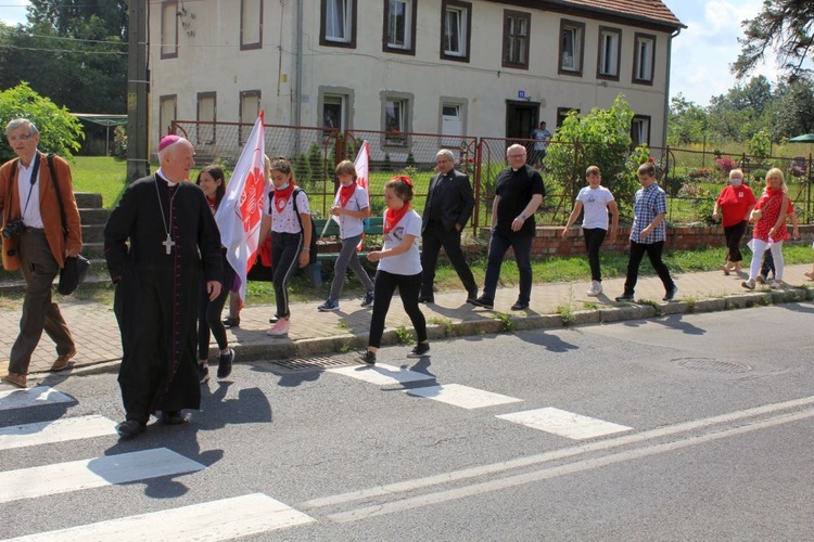 Poświęcenie Domu Samotnej Matki w Pieszycach