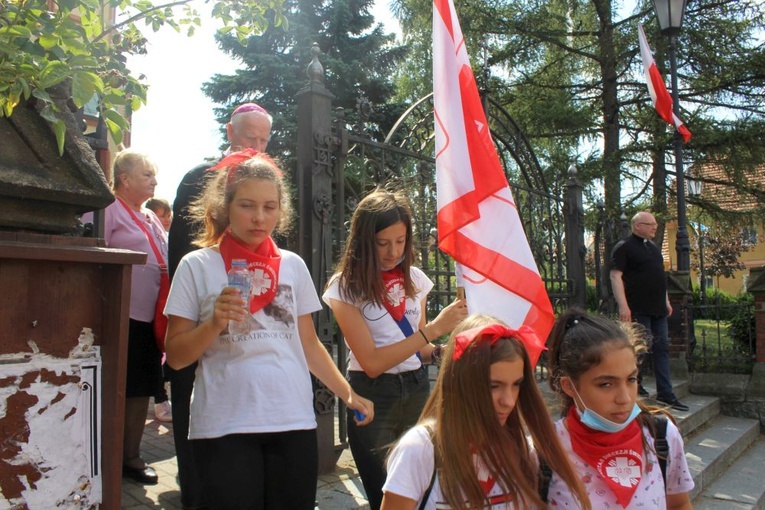 Poświęcenie Domu Samotnej Matki w Pieszycach