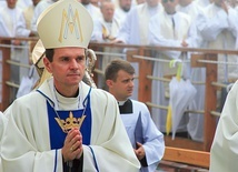 – Z Maryją budujmy świat z Bogiem. Nie prosimy Jej o bogactwo, nie prosimy o przywileje. Zamiast tego wołamy: „My chcemy Boga”! – mówił bp Mirosław Milewski.