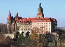 ▲	Zamek Książ to jedna z propozycji na kartach do gry.