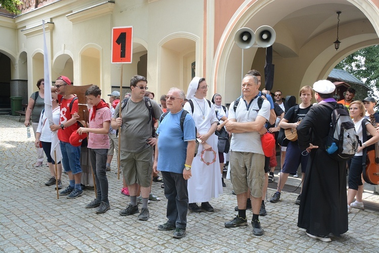 Jedynka czerwona melduje się na Górze św. Anny