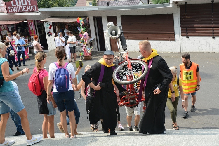 Dwójka żółta dotarła na Górę św. Anny