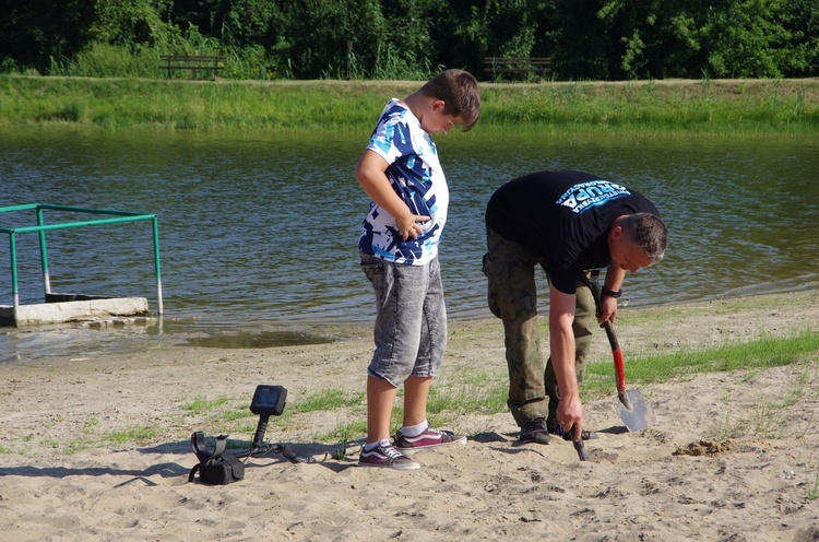 Koprztywnica. ​Piknik z poszukiwaniem skarbów