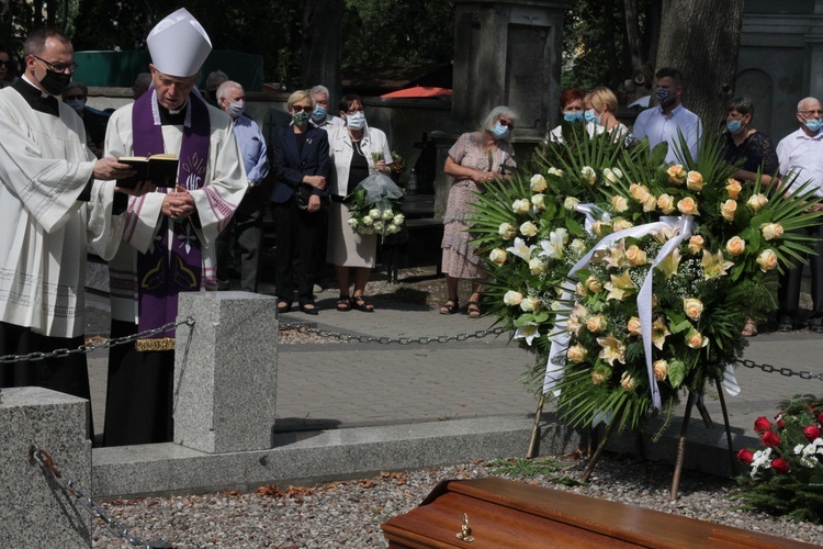 Płock. Pogrzeb ks. prał. Włodzimierza Kilisia (1927-2020)