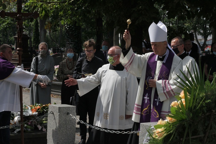 Płock. Pogrzeb ks. prał. Włodzimierza Kilisia (1927-2020)