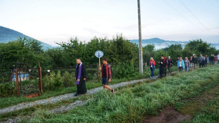 Nowa Ruda. Pieszo do Wambierzyc na 40-lecie koronacji