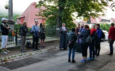 Nowa Ruda. Pieszo do Wambierzyc na 40-lecie koronacji