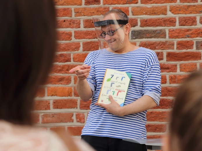 Ilustrator w bibliotece