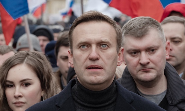 "Nawalny jest w śpiączce, wyników badań nie podano"
