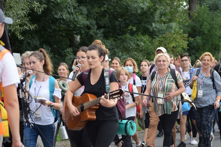 38. PPT - grupa 8, dzień 3