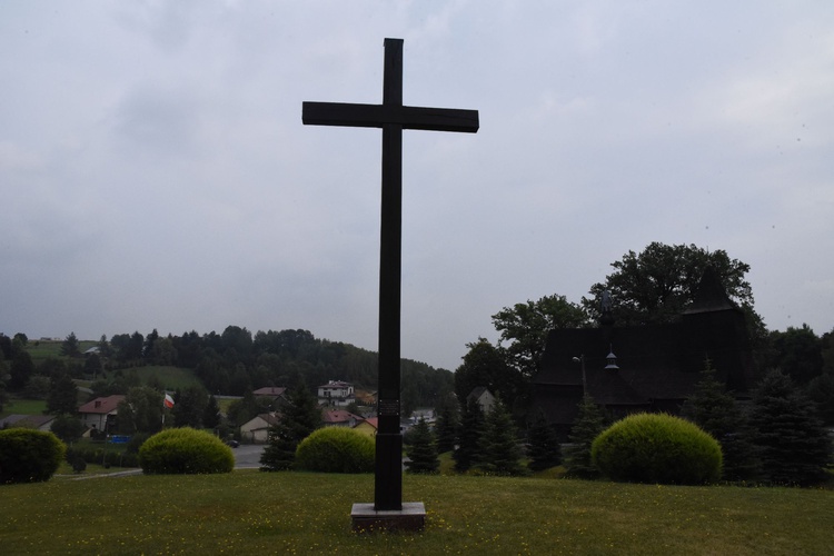 Zabytkowy kościół w Czermnej