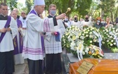 Płock. Pogrzeb ks. prof. Ireneusza Mroczkowskiego (1949-2020)