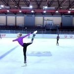 Trening zawodników Klubu Sportowego "EDGE" Skating Academy na Lodowisku Jantor Katowice