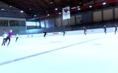 Trening zawodników Klubu Sportowego "EDGE" Skating Academy na Lodowisku Jantor Katowice