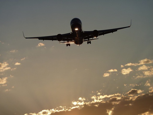 Rząd planuje wydłużyć do 63 listę państw z zakazem lotów pasażerskich