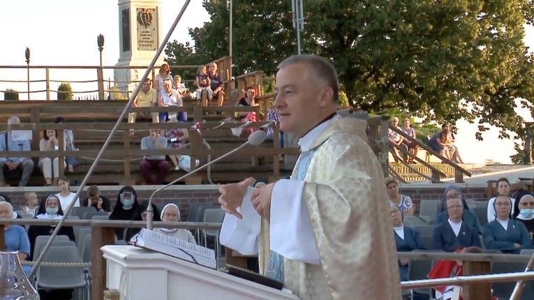 Ks. Artur Ważny z Tarnowa głosi rekolekcje na Jasnej Górze