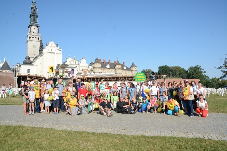 Pielgrzymkowe wejście na Jasną Górę