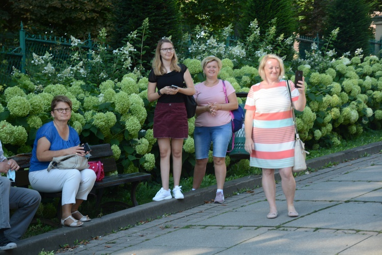 Pielgrzymkowe wejście na Jasną Górę