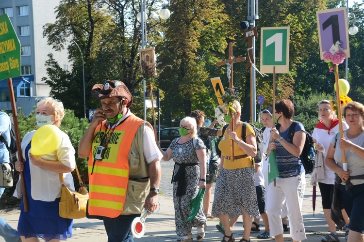 Pielgrzymkowe wejście na Jasną Górę