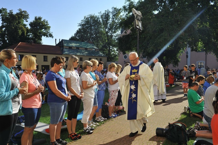 Msza św. w Miechowie.