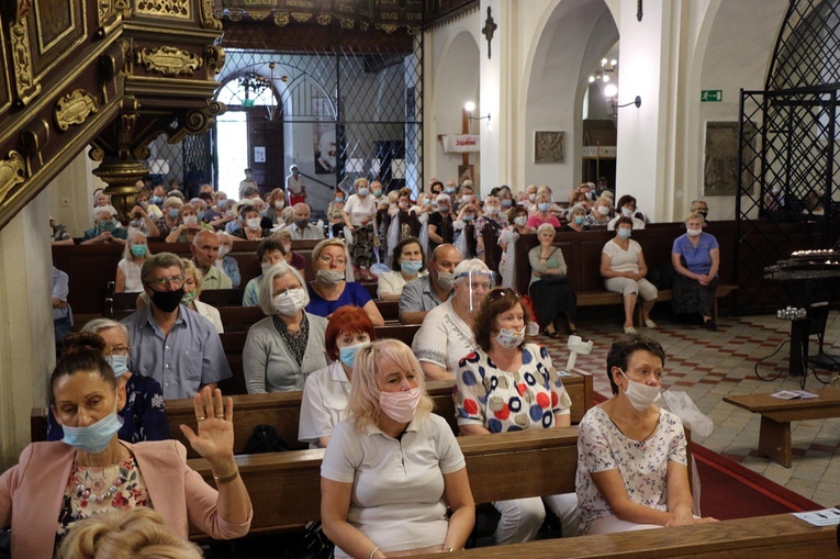 III Archidiecezjalna Pielgrzymka Wspólnot Żywego Różańca i Czcicieli Maryi do Oławy