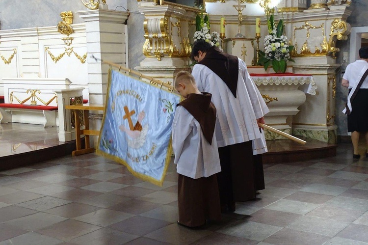 Obłóczyny u wschowskich franciszkanów