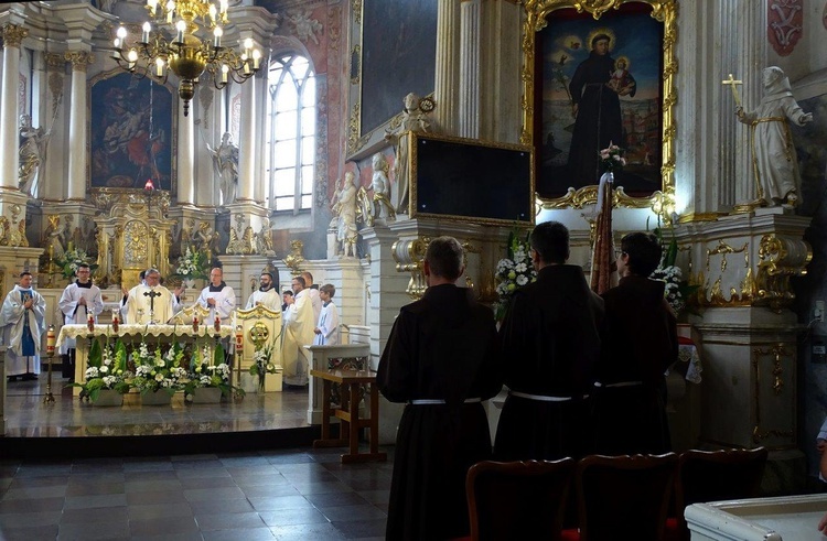 Obłóczyny u wschowskich franciszkanów