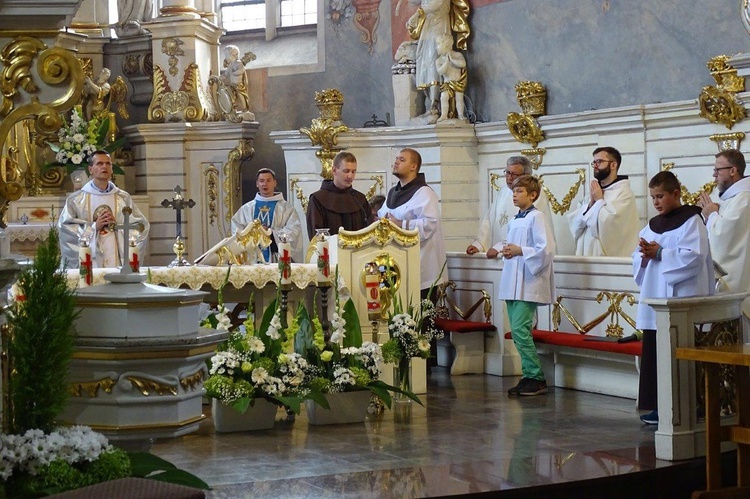 Obłóczyny u wschowskich franciszkanów