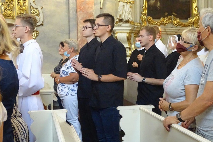 Obłóczyny u wschowskich franciszkanów