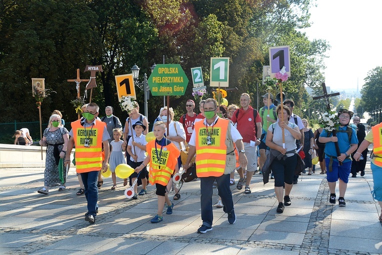 Pielgrzymkowe wejście na Jasną Górę